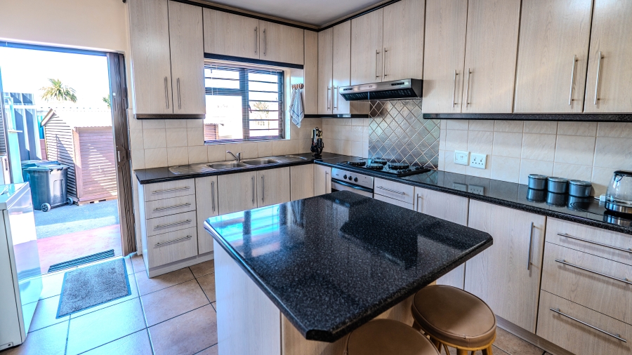 4 Bedroom Property for Sale in Morgenster Heights Western Cape